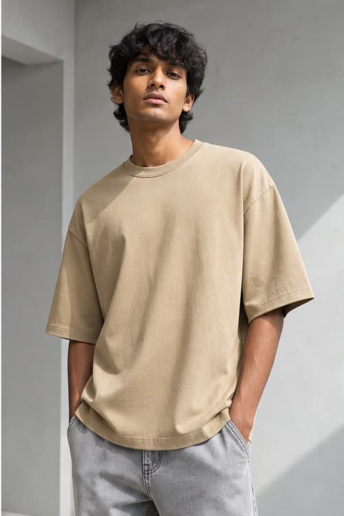 Relaxed Fit Streetwear Tee thumbnail 2